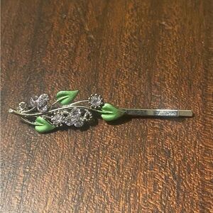 Green Leaf Crystal Floral Hair Pin, Barrette. Like new